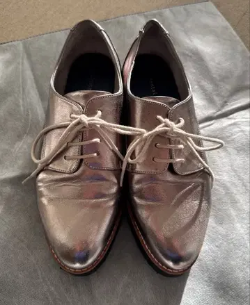 오리엔탈 트래픽 메탈릭 레이스업 로퍼