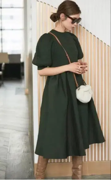 세븐틴 다크 그린 티셔츠 원피스 반팔