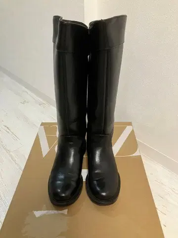 가격 인하 ZARA 자라 플랫 부츠 롱 부츠