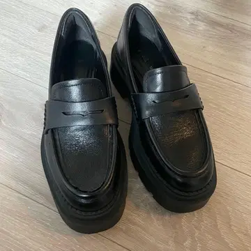 ZARA 천연 가죽 로퍼 36 통굽