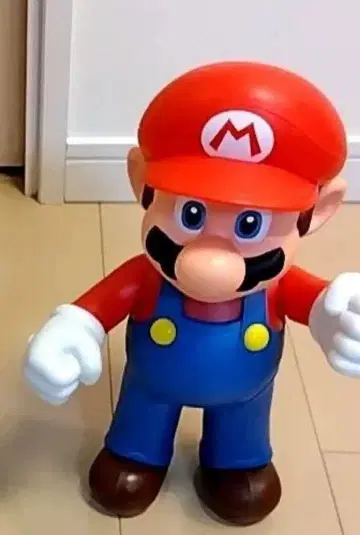 슈퍼 마리오 빅 액션 피규어 마리오