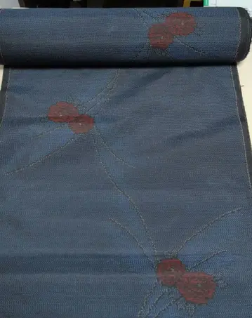 다크 네이비 오시마 명주 기모노 옷감 장미 무늬