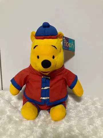 푸우 봉제 인형 빨간색과 파란색 의상 약 30cm