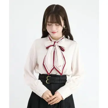 택 포함 미사용 새상품! Fi.n.t: 리본 스카프 포함 블라우스