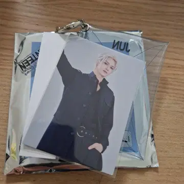 SEVENTEEN NEW_ new_ 준