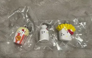 헬로키티 아메리칸 디자인 메지루시 액세서리