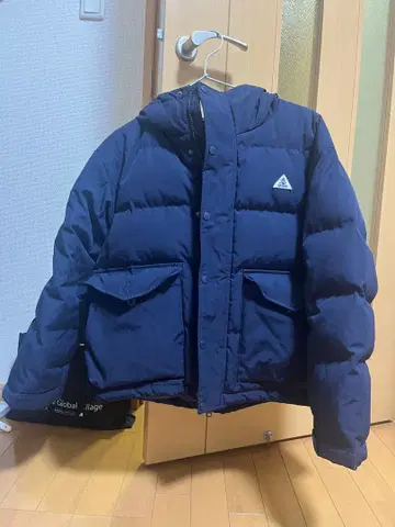 GEVACO 후드 부착 네이비 다운 자켓