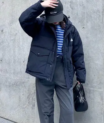 GEVACO 후드 부착 네이비 다운 자켓