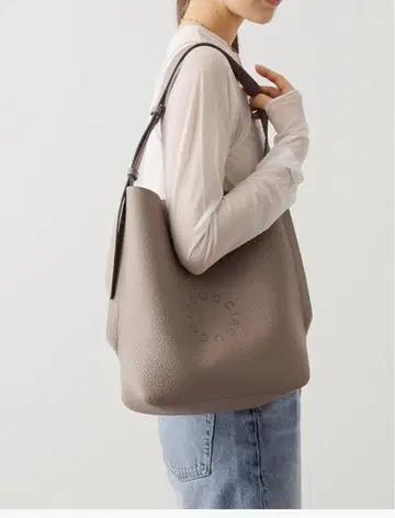 이아쿠치 구시오 원핸들 토트 ALCE 새상품급