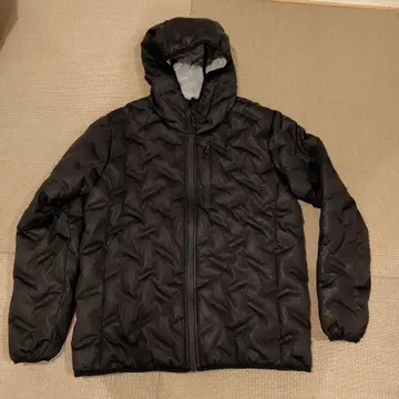 블랙 다운 자켓 후드 부착