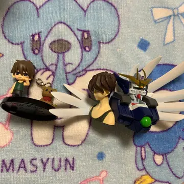 히이로 유이 건담w 피규어