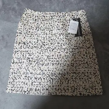 타이트 스커트 S 사이즈 화이트 블랙 베이지