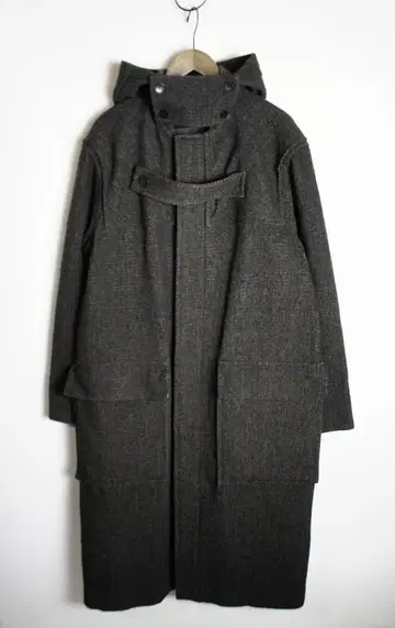 에드위나 호를 네프 코트