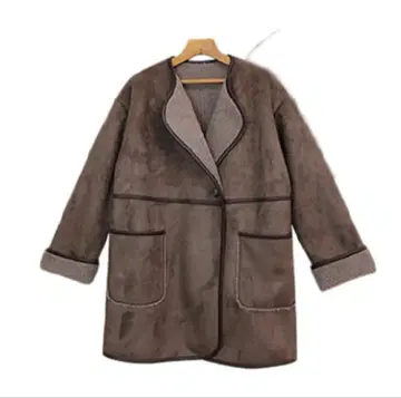 andme 페이크 스웨이드 보아 무스탕 코트