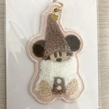 디즈니 리조트 크리스마스 2025 릴린린 키체인 브라운