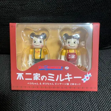 BE@RBRICK 베어브릭 후지야 밀키 페코짱 & 포코짱