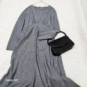 자라 [ L ] V컷 롱 플레어 원피스 그레이