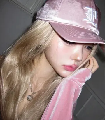 LMC GOTHIC 캡 로고 캡