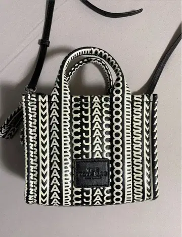 마크 제이콥스 양가죽 숄더백