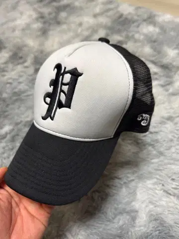 PVOT PRIVE 메쉬 캡