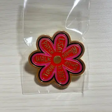 핀즈 꽃 LiSA 패치워크 투어 PW 가챠