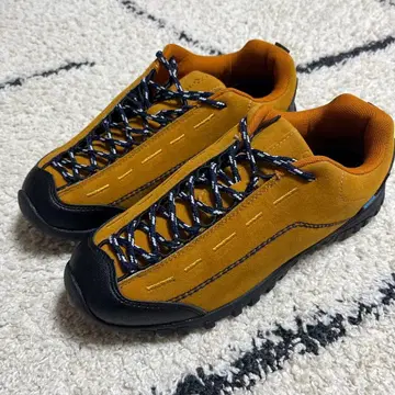 브라운 스웨이드 트레킹 슈즈 23.5cm