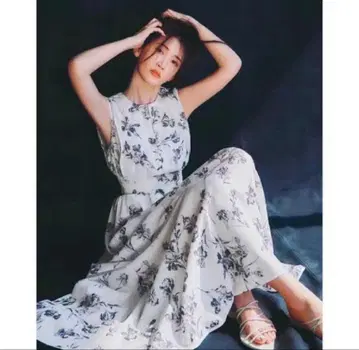 FRAY I.D 허리 셔링 플라워 프린트 원피스 프레이아이디