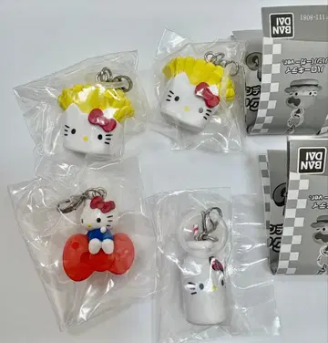 헬로키티 아메리칸 디자인 메지루시 액세서리 4개 세트