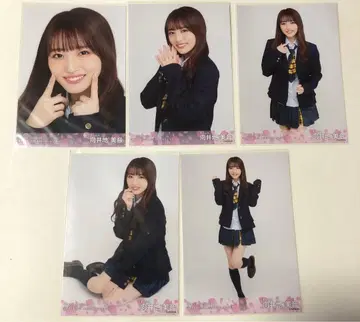 AKB48 무카이치 미온의 브로마이드입니다.