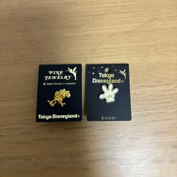 도쿄 디즈니랜드 핀 배지 2개 세트