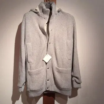 브루넬로 쿠치넬리 캐시미어 니트