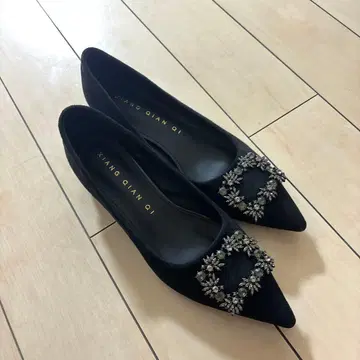 미사용 새상품 펌프스