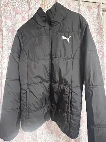 PUMA 블랙 점퍼