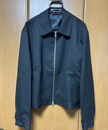 [ ZARA ] 심플 블랙 자켓