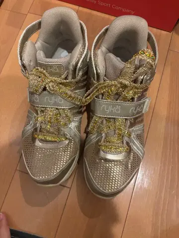 ryka 골드 하이컷 스니커즈