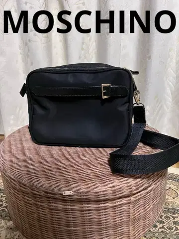 초레어 MOSCHINO 블랙 나일론 숄더백