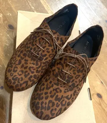 FREAKS STORE 레이스업 플랫슈즈/레오파드