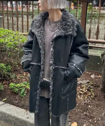 [ 즉시 구매 ] JEANASIS 리버서블 무스탕 퍼 블루종