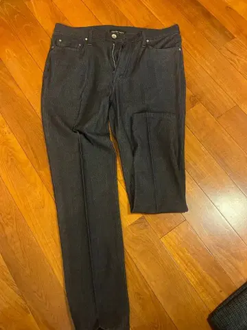 UNITED TOKYO 슬랙스 사이즈 3