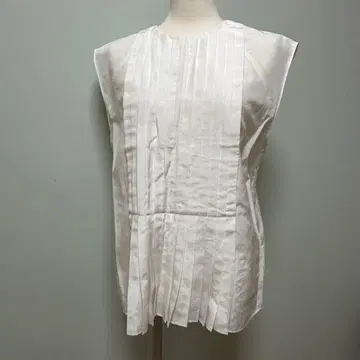 데프레 화이트 플리츠 슬리브리스 상의 실크