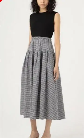 [ 새상품급 ] 마테리얼 콤비 슬리브리스 원피스 보르지 size 프리 M