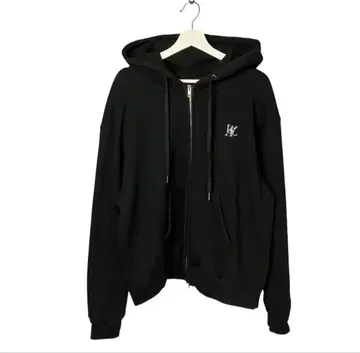 WL 자수 블랙 후드티 프론트 지퍼