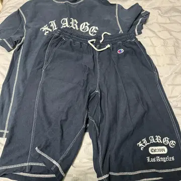 XLARGE 다크 네이비 T셔츠 & 숏팬츠 세트