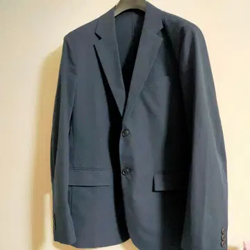 유니클로 감동 자켓 라이트 네이비 L 사이즈