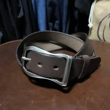 네고 불가 도치기 가죽 개리슨 버클 벨트 35mm 다크 브라운