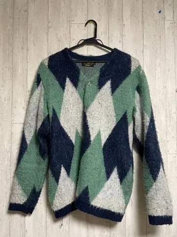 UNIVERD72 M 사이즈 가디건 다이아몬드 패턴