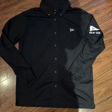 NEW ERA 블랙 긴팔 셔츠 L 사이즈