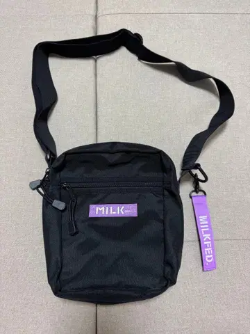 밀크 페도 숄더백