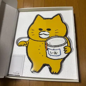 길 잃은 고양이 군단 소금 뿌리기 벽걸이 시계