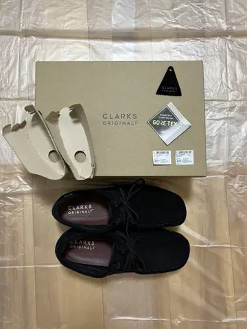 CLARKS Wallabee GORE-TEX